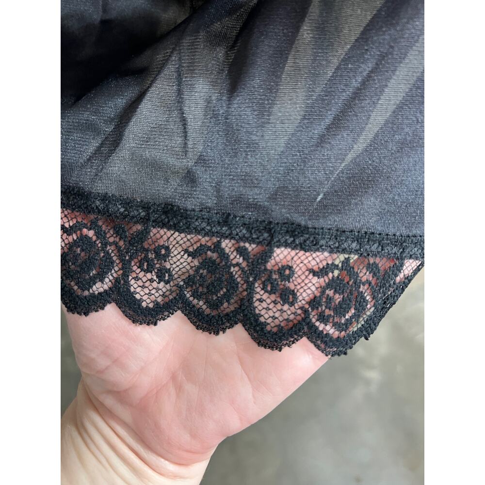 negligee slip Vintage black nightgown - Picture 5 of 8